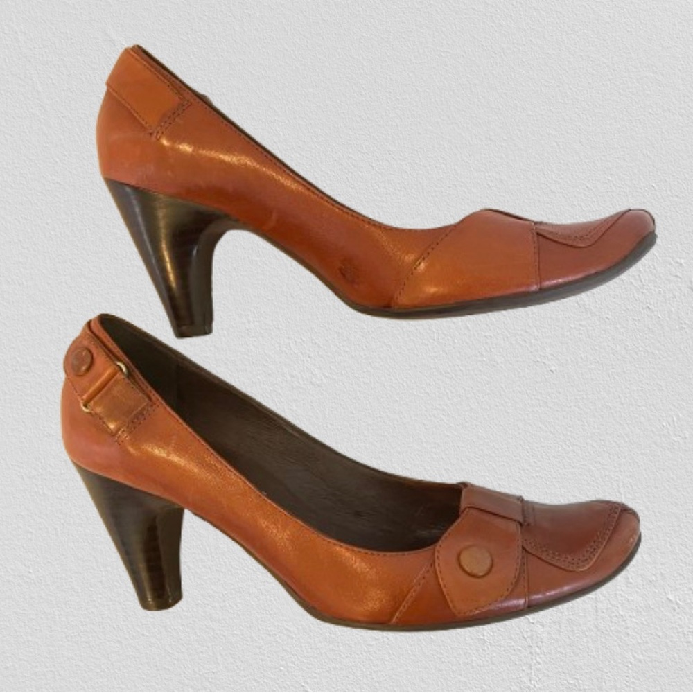 Biviel pumps SOLD